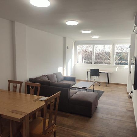شقة Lovely Flat Fira برشلونة المظهر الخارجي الصورة